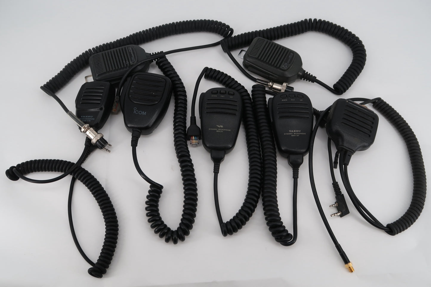 U18151 AS IS Untested Ham Radio Microphone Lot Various Brands & Models