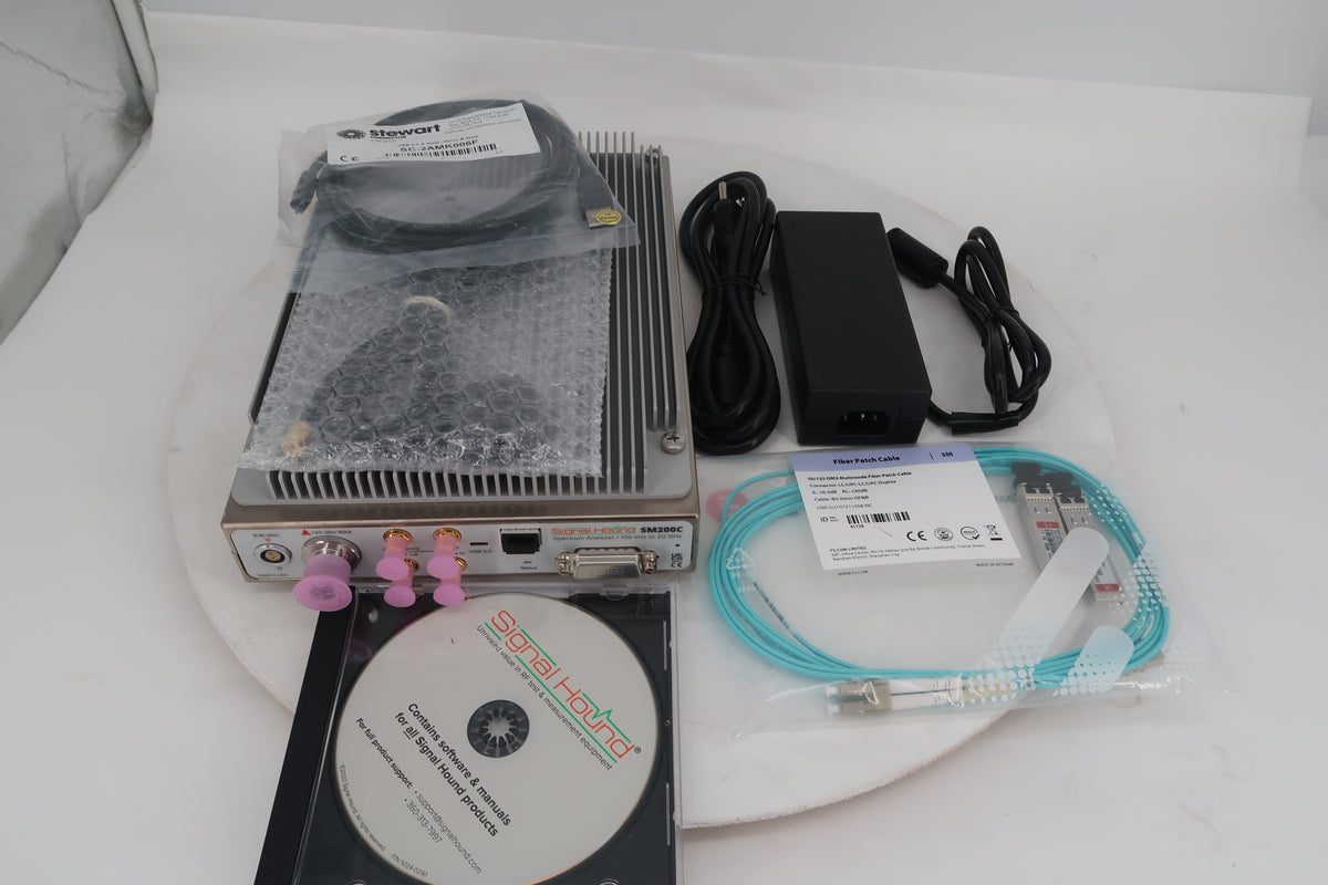 U20360 UnUsed Signal Hound SM200C 100kHz to 20 GHz Spectrum Analyzer with 10GbE SPE+ Interface