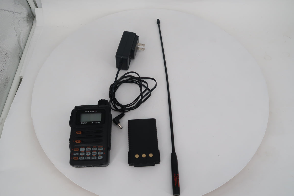 U20429 Used Yaesu FT-70DR 144/430MHz C4FM/FM Transceiver
