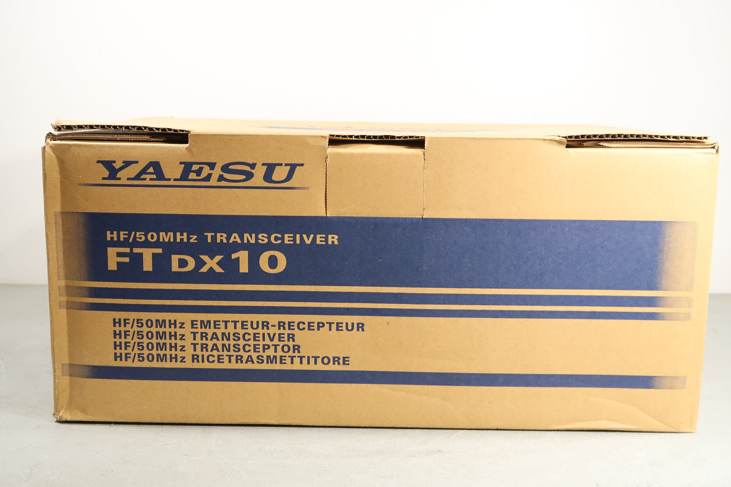 U19751 Used Yaesu FTDX-10 HF/50MHz Transceiver