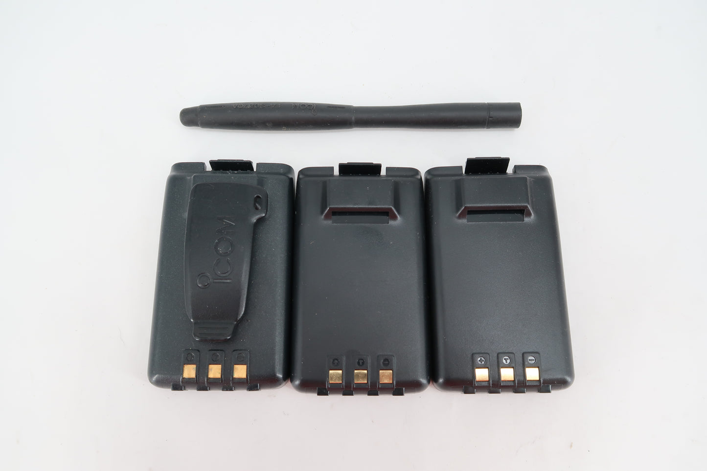 U19871 Used Icom IC-T81A Multi-Band Submersible Handheld Transceiver