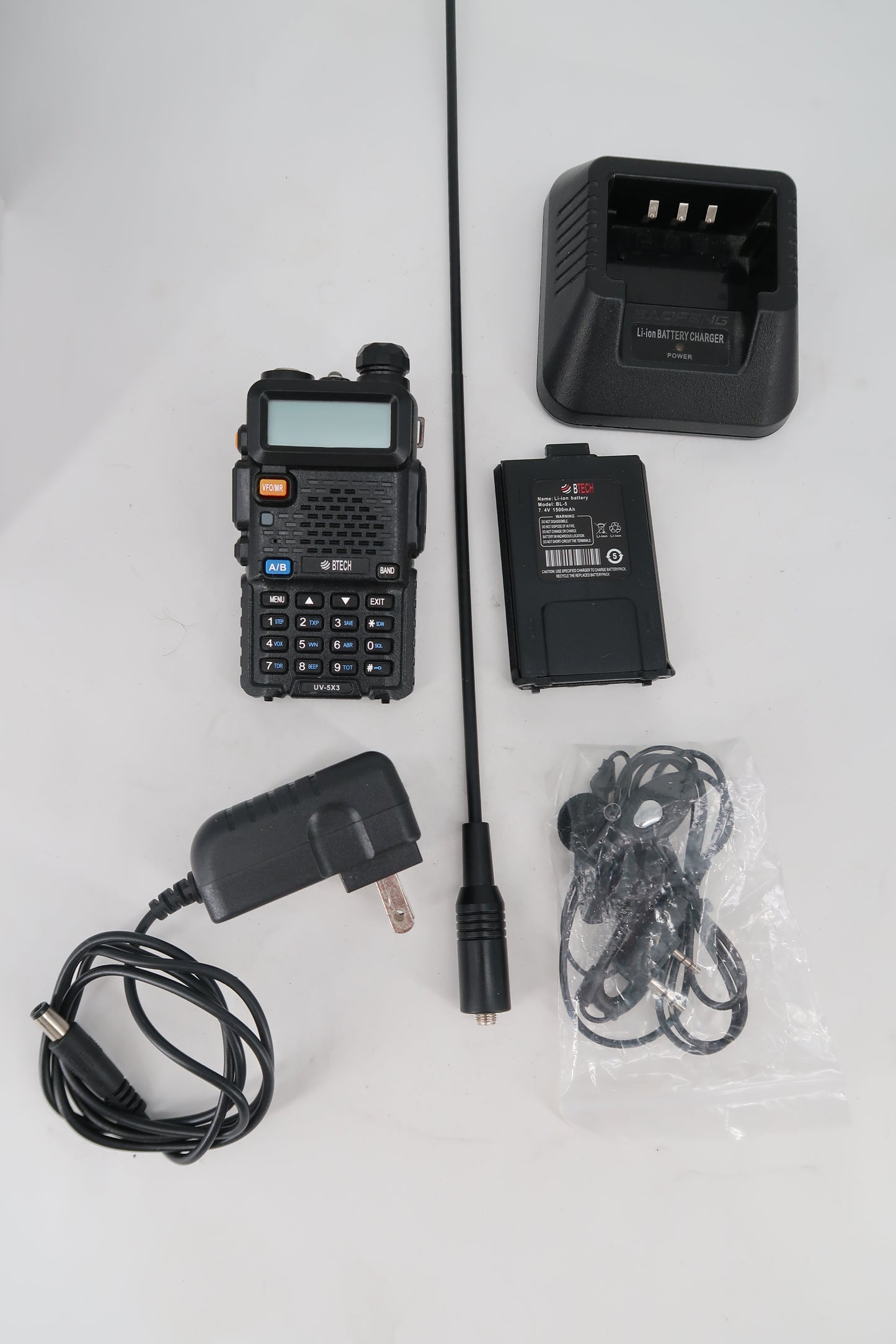 U19954 Baofeng UV-5X3 5W Tri-Band Handheld Transceiver