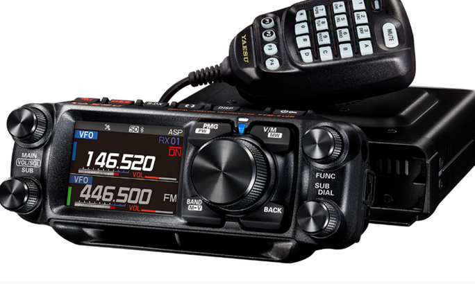 Yaesu VHF UHF Mobile