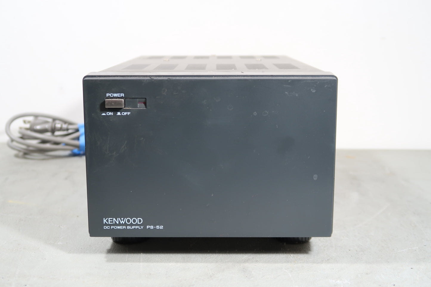 U19476 Used Kenwood PS-52 DC Power Supply