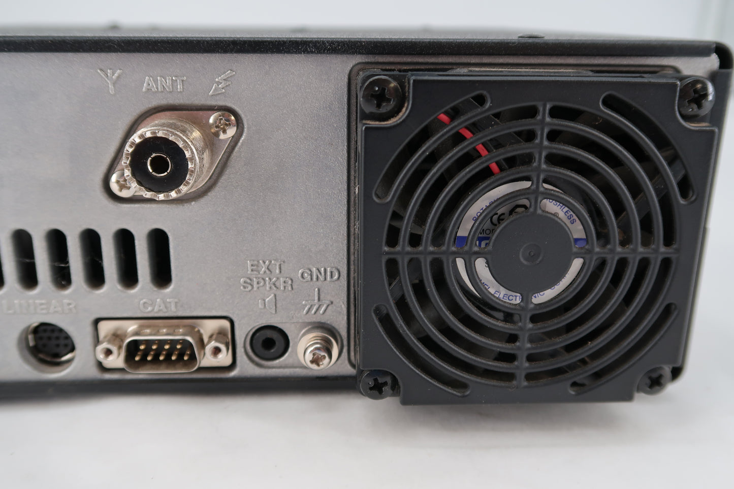 U19975 Used Yaesu FT-450D