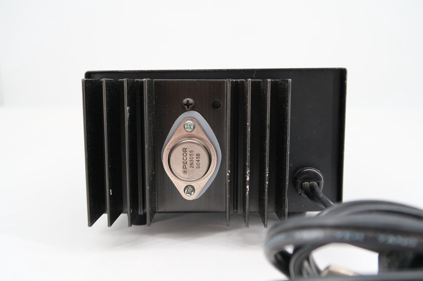 U19417 Used TrippLite PR-3/UL Powerverter Regulated DC Power Supply 3/5 Amp 13.8V