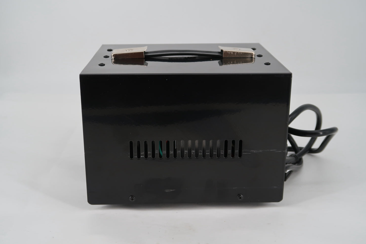 U18273 Used Diamond Series DS-1750 Step Up & Down Transformer