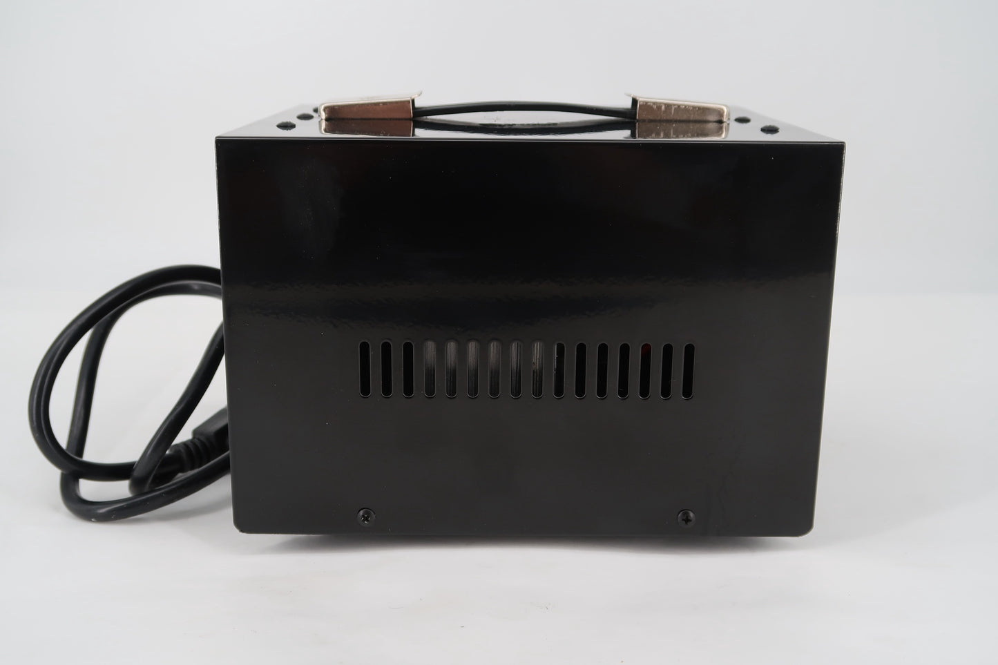 U18273 Used Diamond Series DS-1750 Step Up & Down Transformer