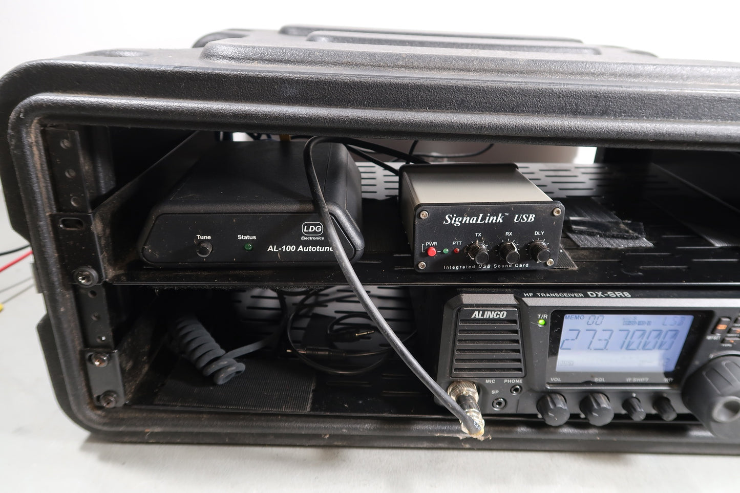 U18353 Used Alinco DX-SR8T HF Transceiver Go Kit w/ Extras