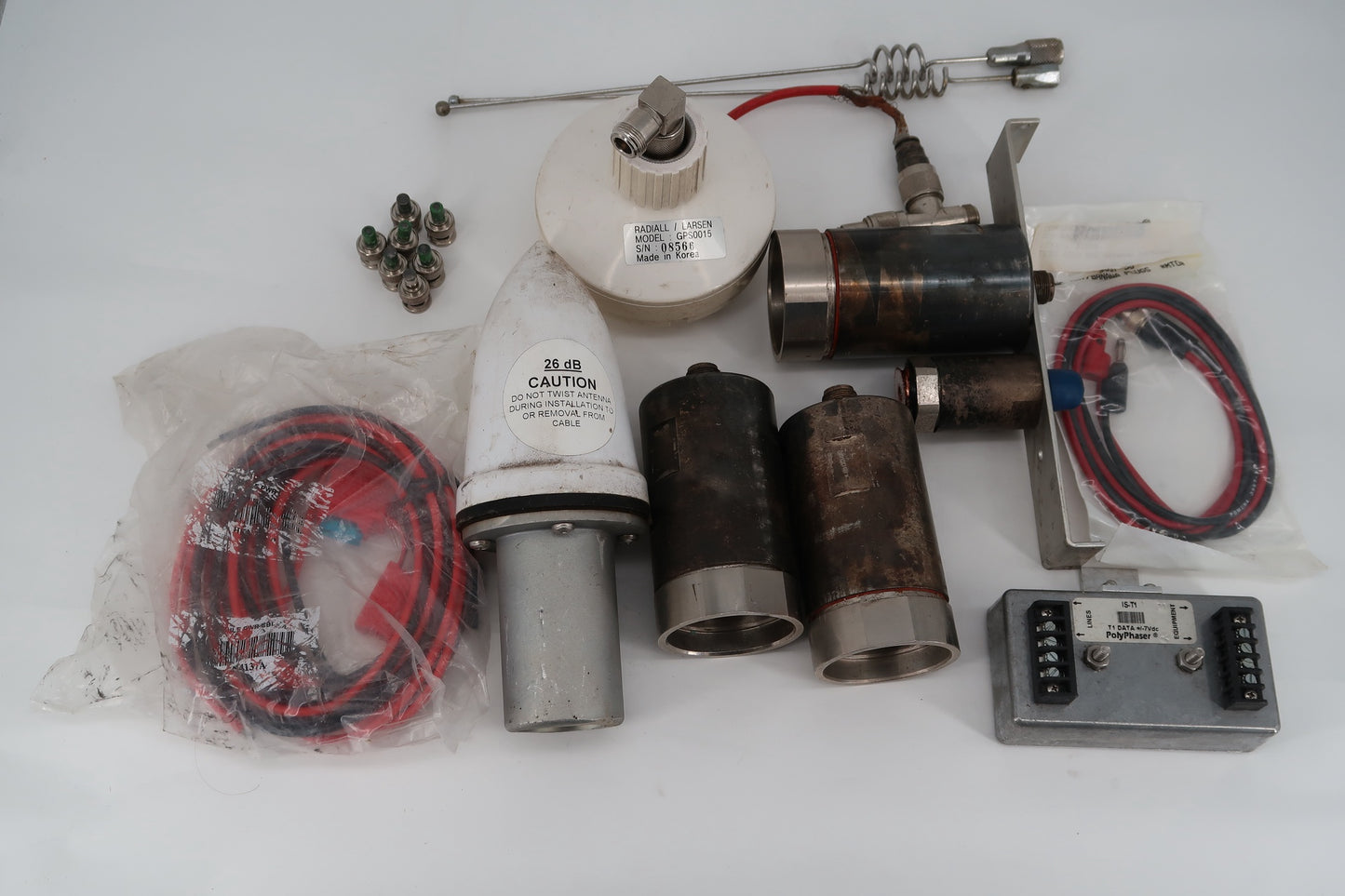 U18411 Used Antenna Parts & Accessory Lot