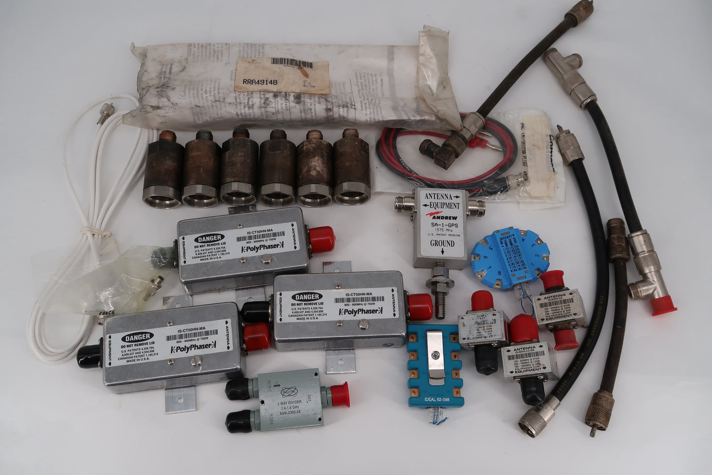 U18411 Used Antenna Parts & Accessory Lot