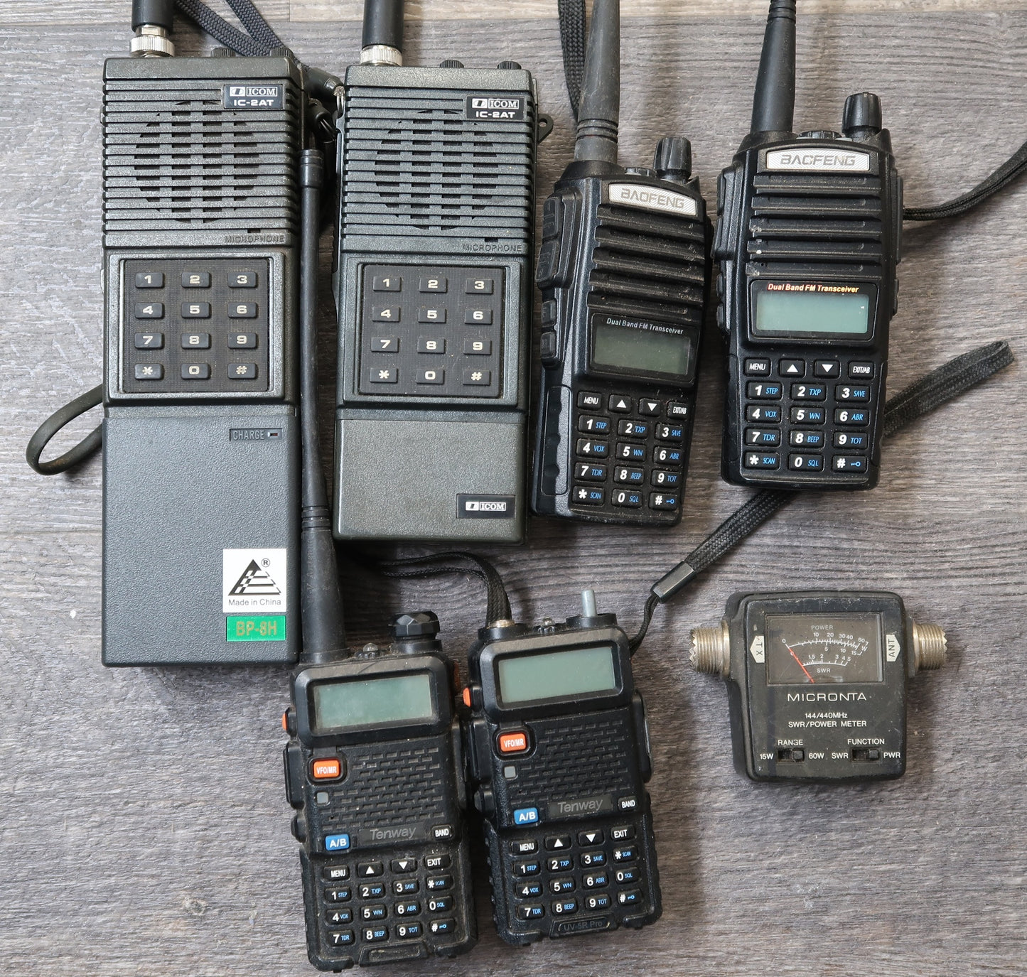 U18582 AS IS Miscellaneous Handheld Transceiver & Accessory Lot Estate Deal