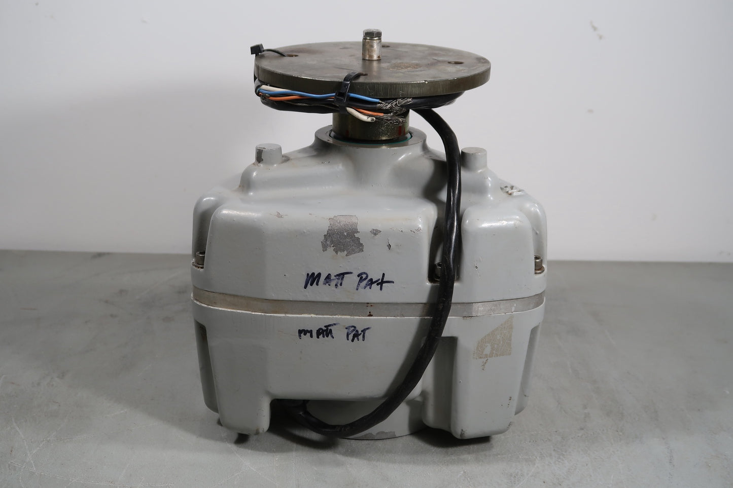 U18669 Used M2 Antennas OR2800 & RC2800PX Antenna Rotator and Controller
