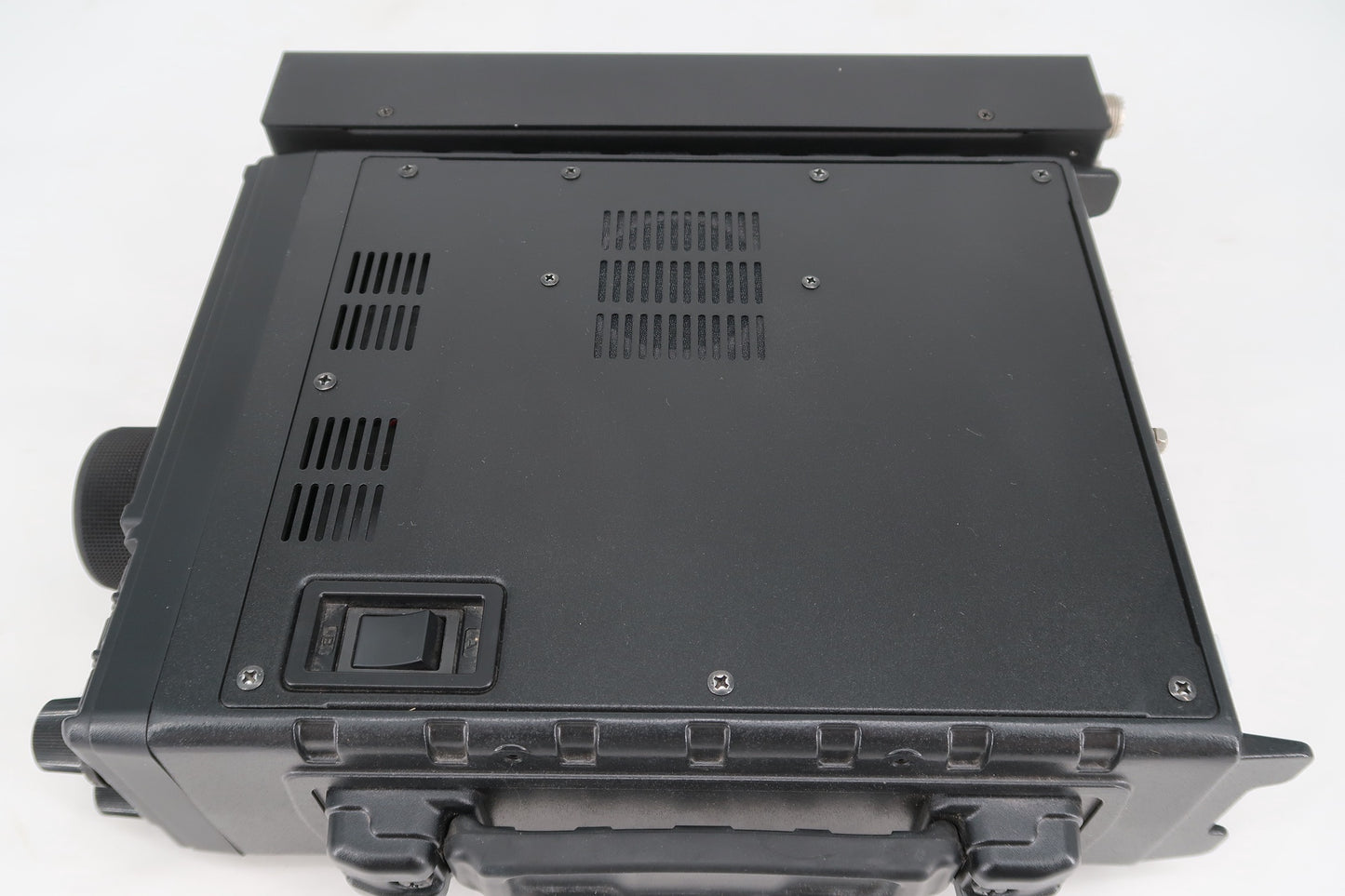 U18733 Used Yaesu FT-897 HF/VHF/UHF All-Mode Transceiver w/ LDG AT-897 & MANY EXTRAS