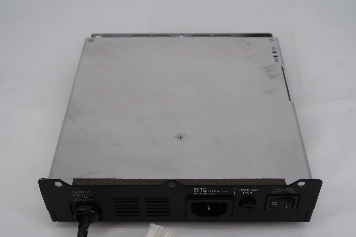 U18733 Used Yaesu FT-897 HF/VHF/UHF All-Mode Transceiver w/ LDG AT-897 & MANY EXTRAS