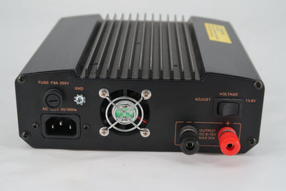 U18774 Used Alinco DM-330FXT 30A Switching Power Supply