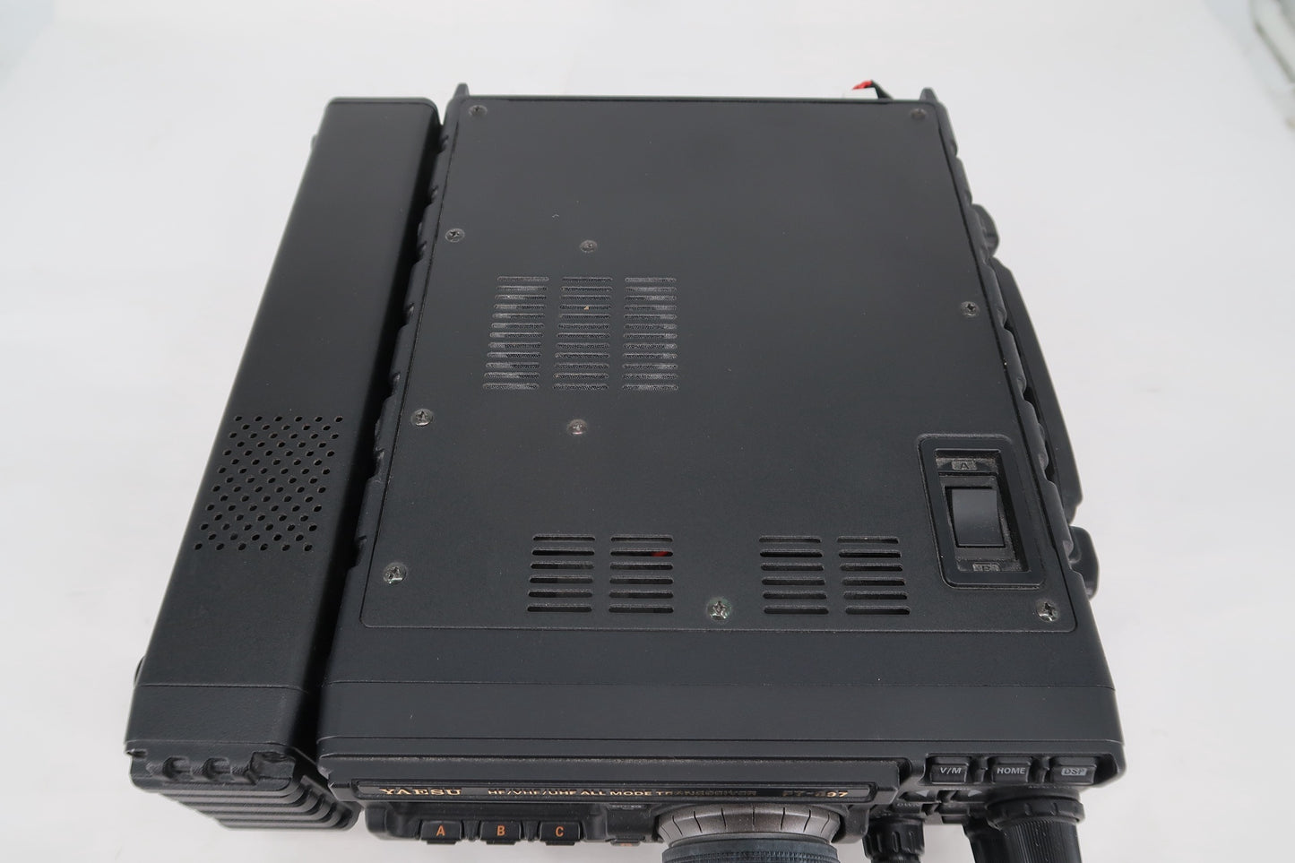 U18785 Used Yaesu FT-897D HF/VHF/UHF All-Mode Transceiver w/ FP-30B & FC-30 Tuner/Pwr. Supply