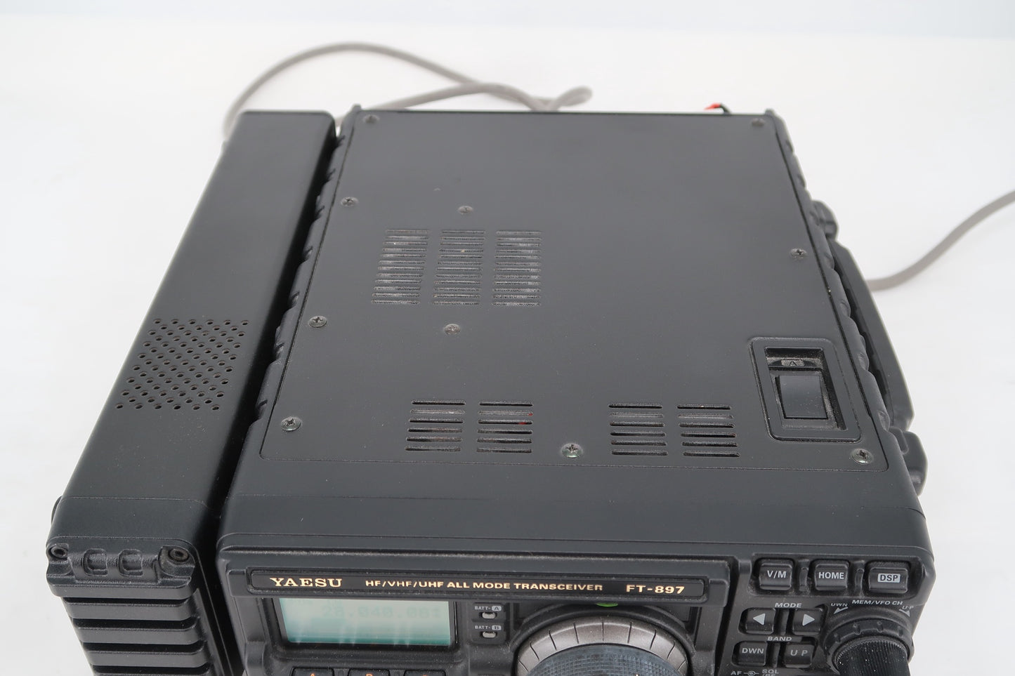 U18785 Used Yaesu FT-897D HF/VHF/UHF All-Mode Transceiver w/ FP-30B & FC-30 Tuner/Pwr. Supply