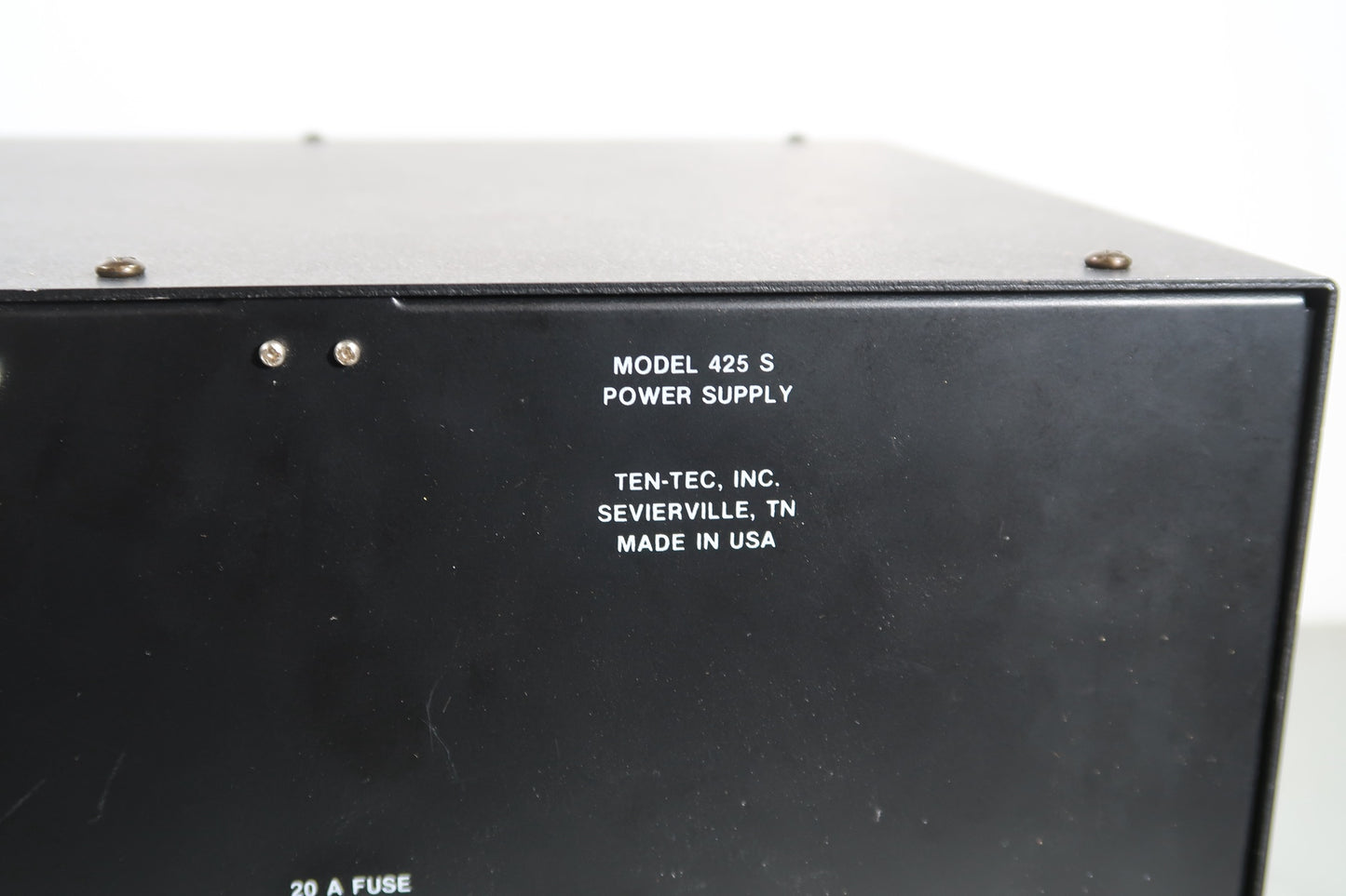 U18911 Used Ten-Tec Model 425 Titan Power Amplifier w/ Power Supply