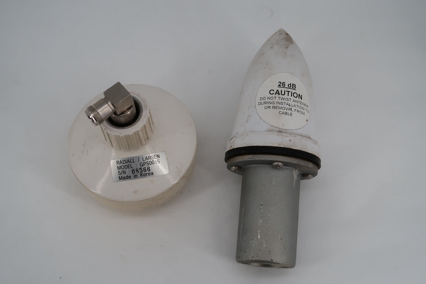 U18980 Used Radial/Larsen GPS0015 GPS Antenna & 26 dB Timing Antenna Unit