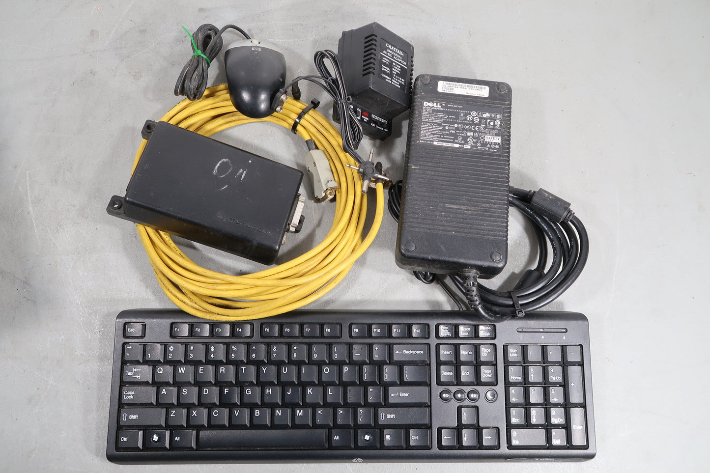 U19083 Used Dell Optiplex 745 Personal Computer (Windows XP) w/ Motorola Rib Box & Software