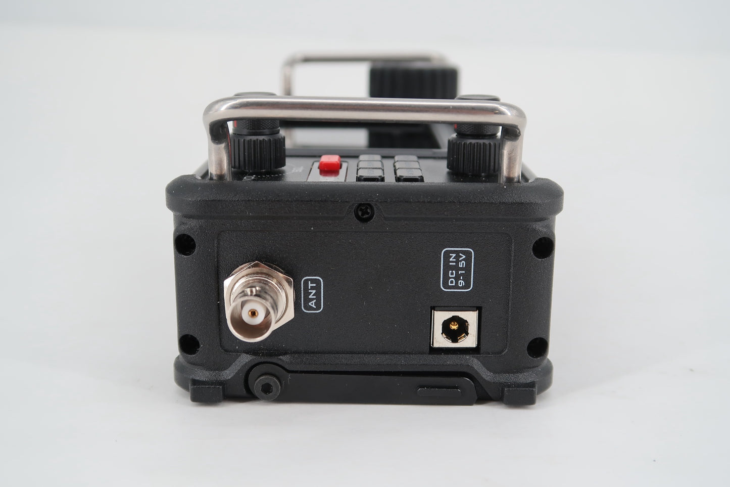 U19109 Used Xiegu X6200 Portable HF/50MHz Transceiver  w/ WR-12 Receiver & Extra Battery