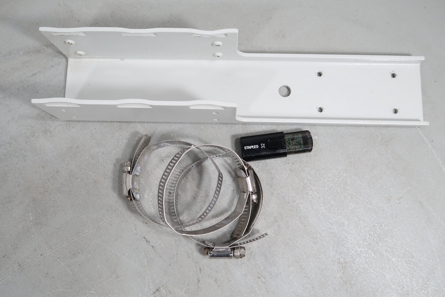 U19121 Used ACOM 1200S 1.8-54MHz Linear Amplifier w/ 04AT Antenna Tuner & Switch (240V)