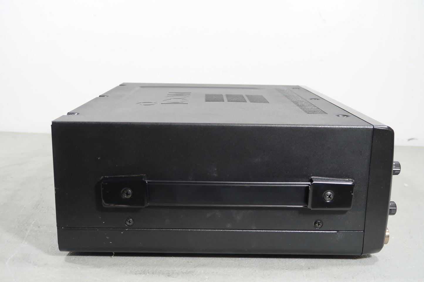 U19135 Used ICOM IC-7600 Amateur HF/ 50MHz Transceiver w/ New Mic & Power Cord