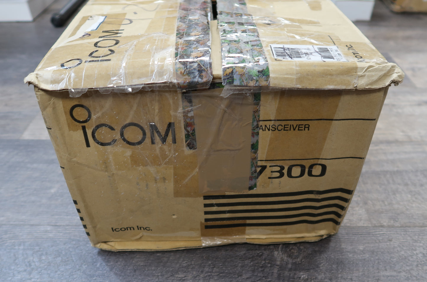 U19980 Used ICOM IC-7300 HF/50MHz Transceiver