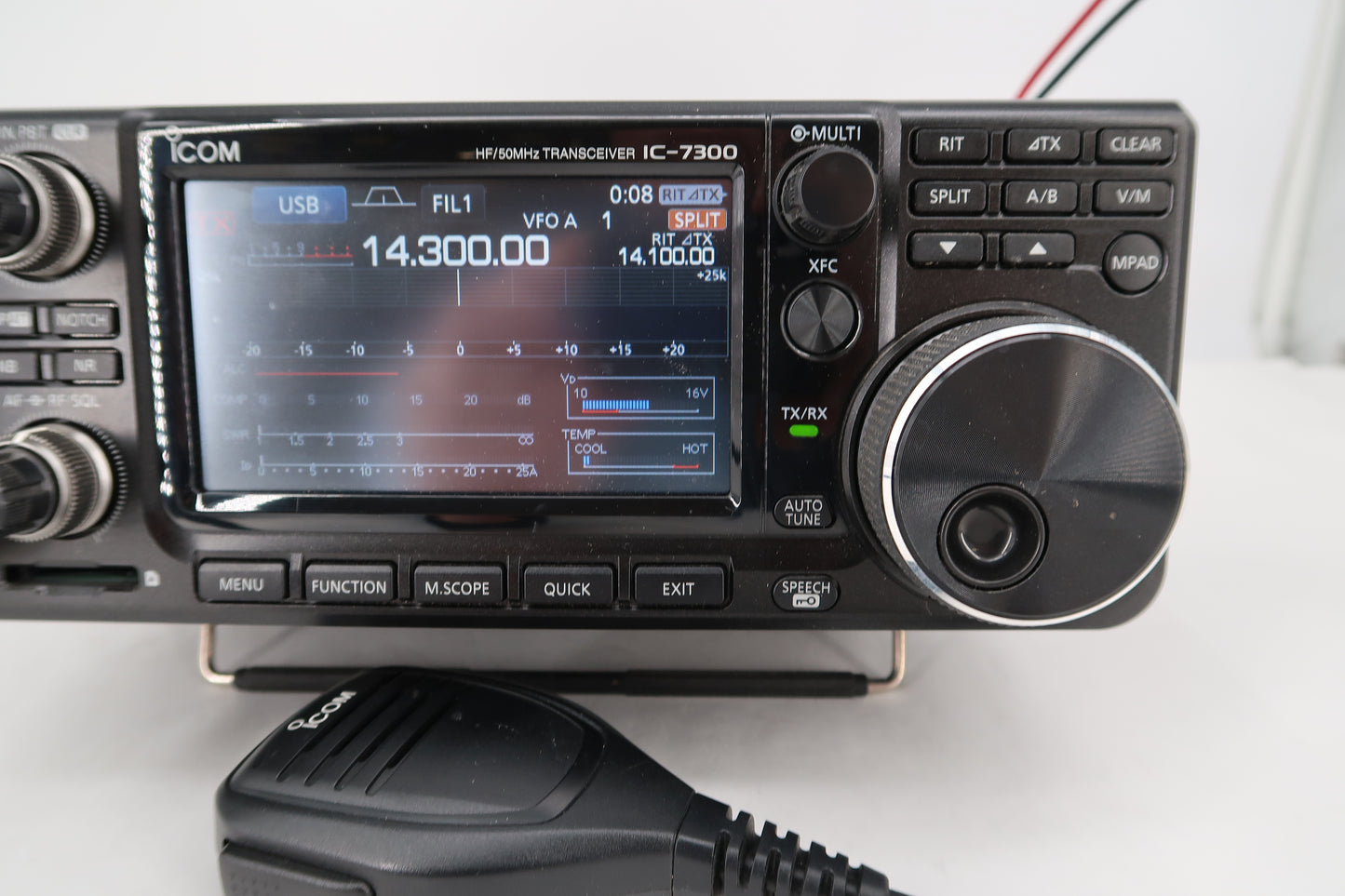U19980 Used ICOM IC-7300 HF/50MHz Transceiver