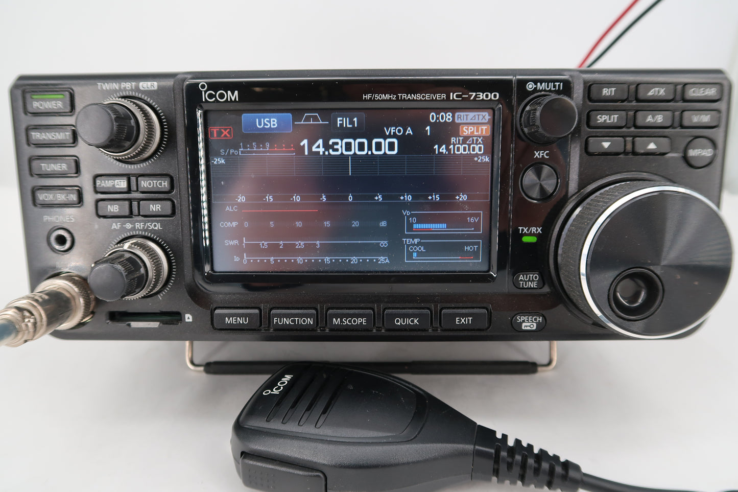 U19980 Used ICOM IC-7300 HF/50MHz Transceiver