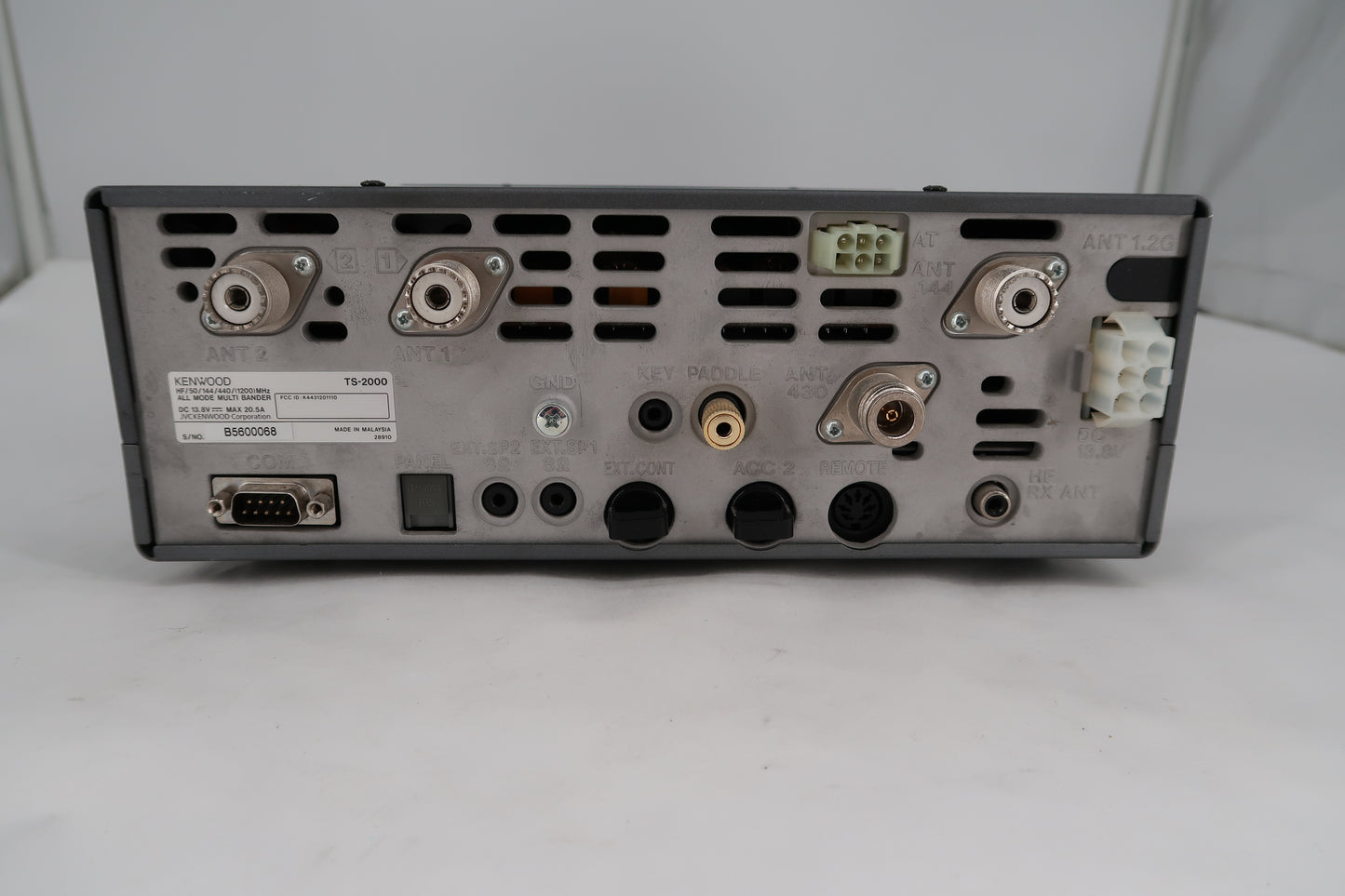 U19981 Used Kenwood TS-2000 All-Mode Multi-Band Transceiver