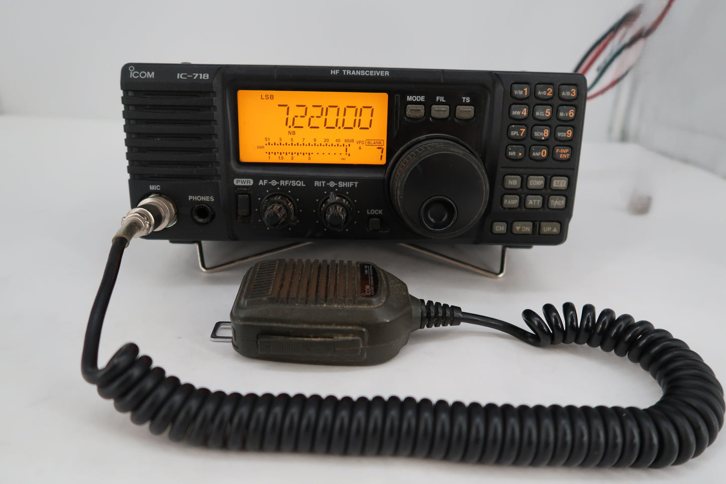 U19982 Used Icom IC-718 HF All-Band Transceiver