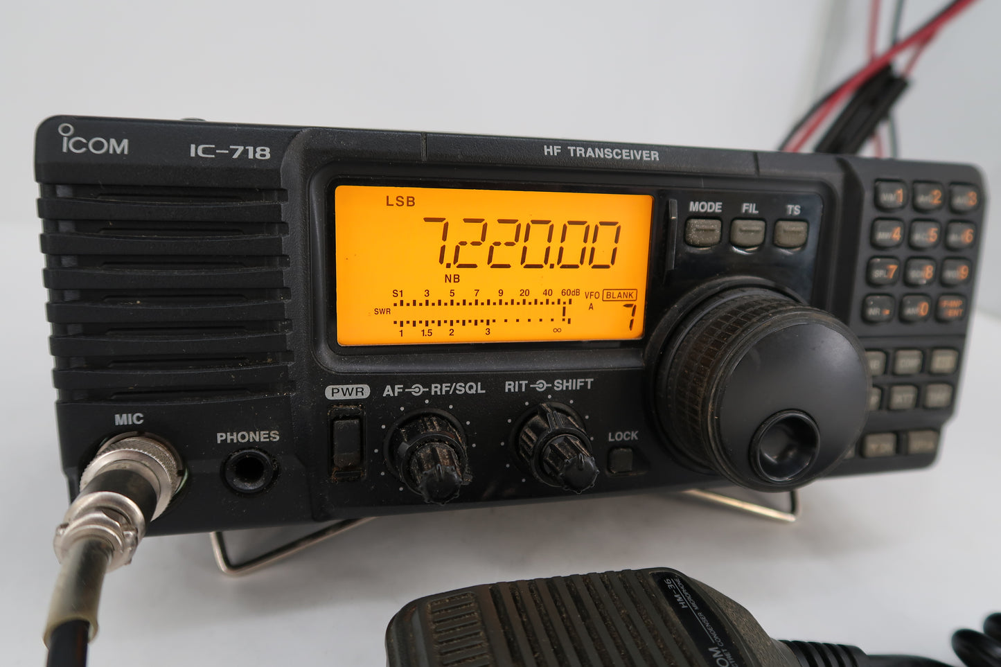 U19982 Used Icom IC-718 HF All-Band Transceiver