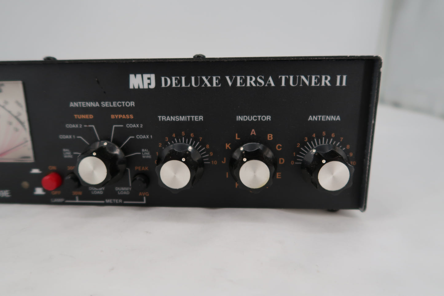 U19983 Used MFJ 949E Deluxe Versa Tuner II