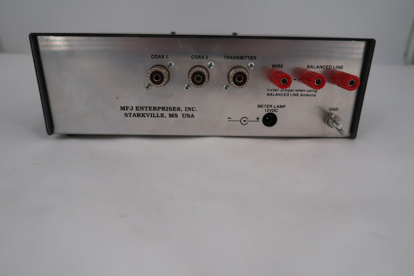 U19983 Used MFJ 949E Deluxe Versa Tuner II