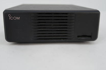 U19991 AS IS Icom IC-7100 No Power on