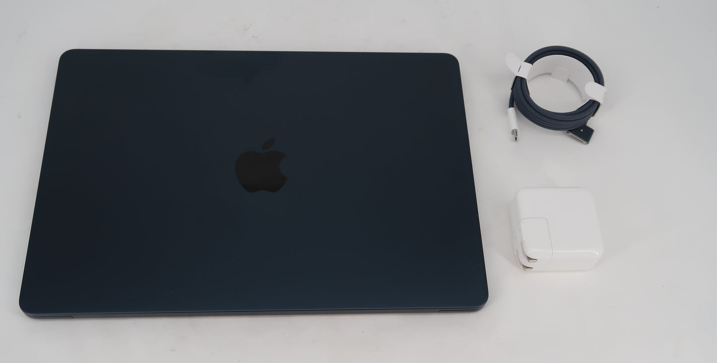 U20013 Used MacBook Air 13in with Apple M2 chip