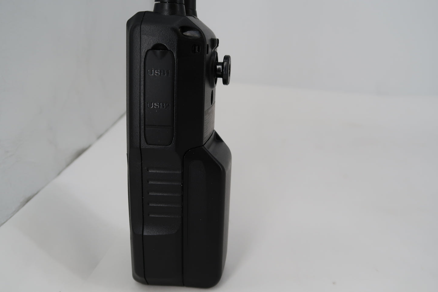 U20016 Used Uniden SDS100 True I/Q Digital Handheld Scanner W/Extras