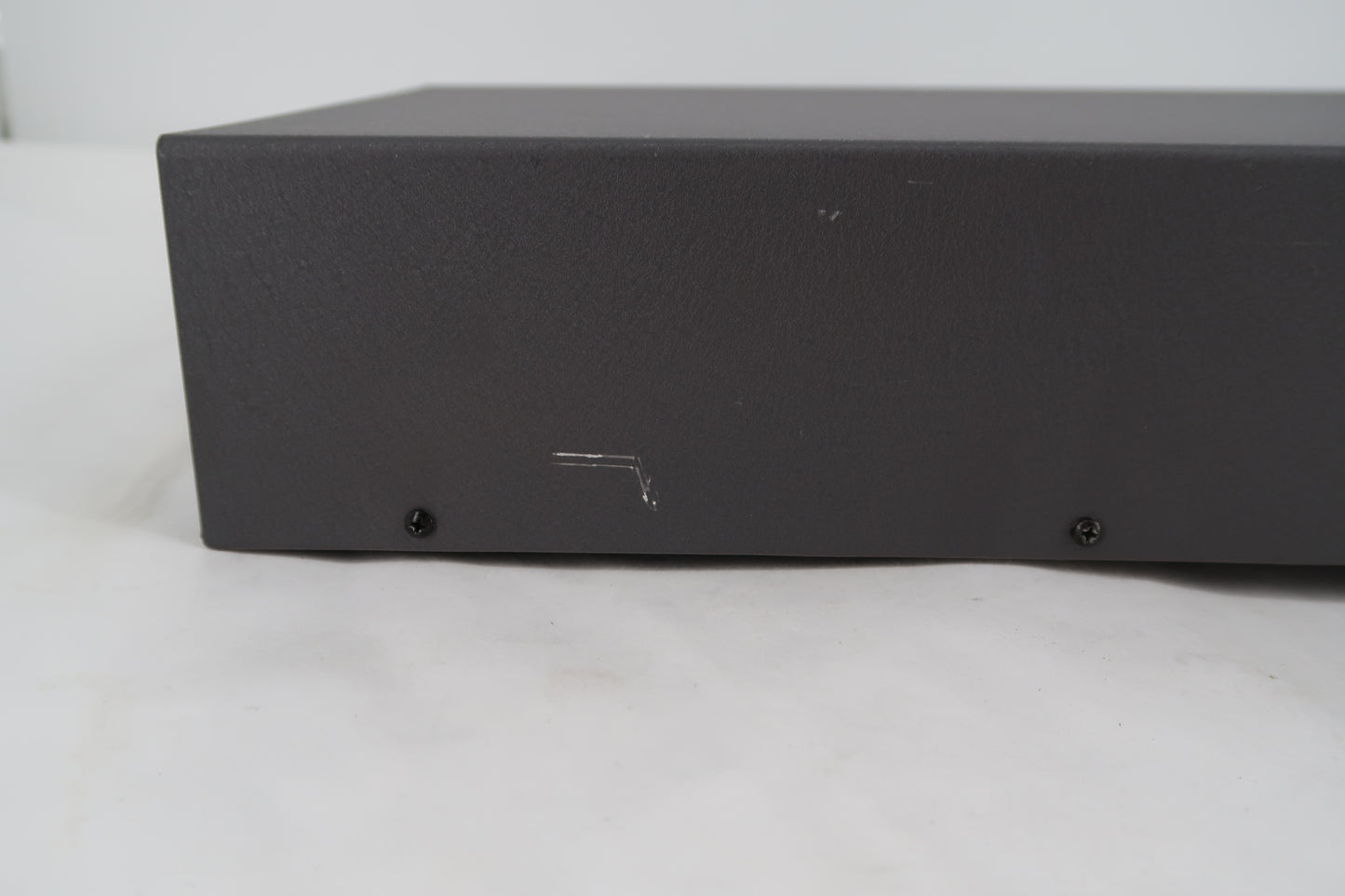 U20026 Used LDG AT-1000 Automatic Antenna Tuner (original model)
