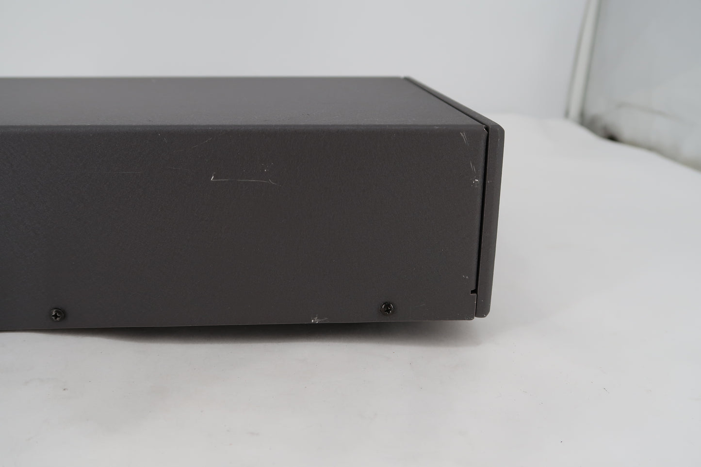 U20026 Used LDG AT-1000 Automatic Antenna Tuner (original model)