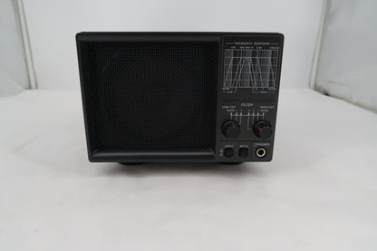 U20027 Used Yaesu SP-2000 Desktop Speaker with Built-In Audio Filter