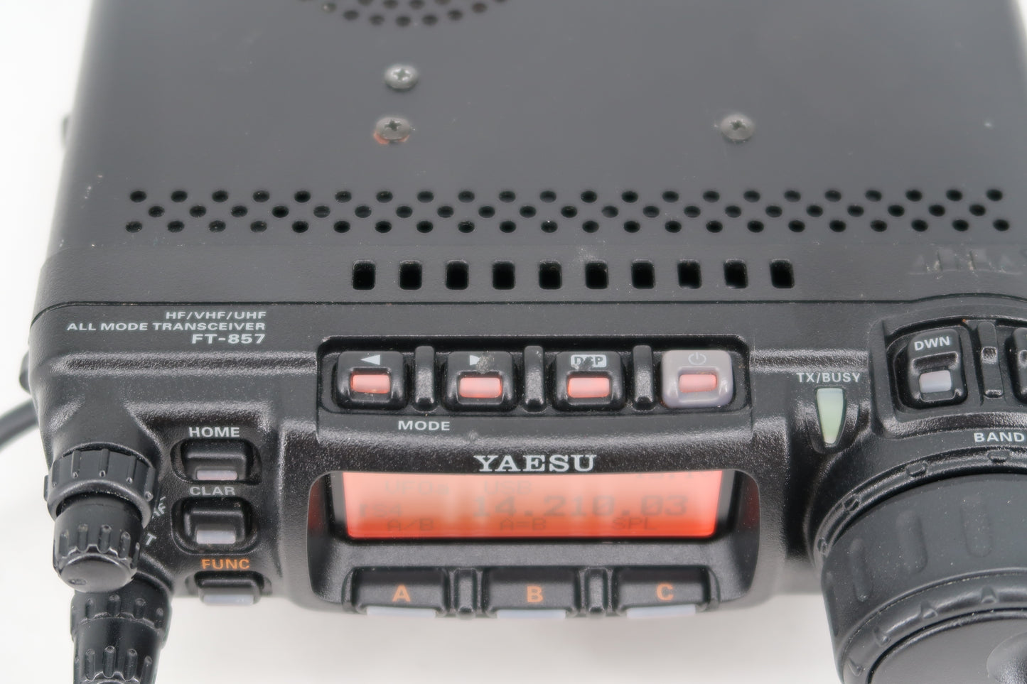 U20032 Used Yaesu FT-857D HF/VHF/UHF All-Mode Transceiver with Extras