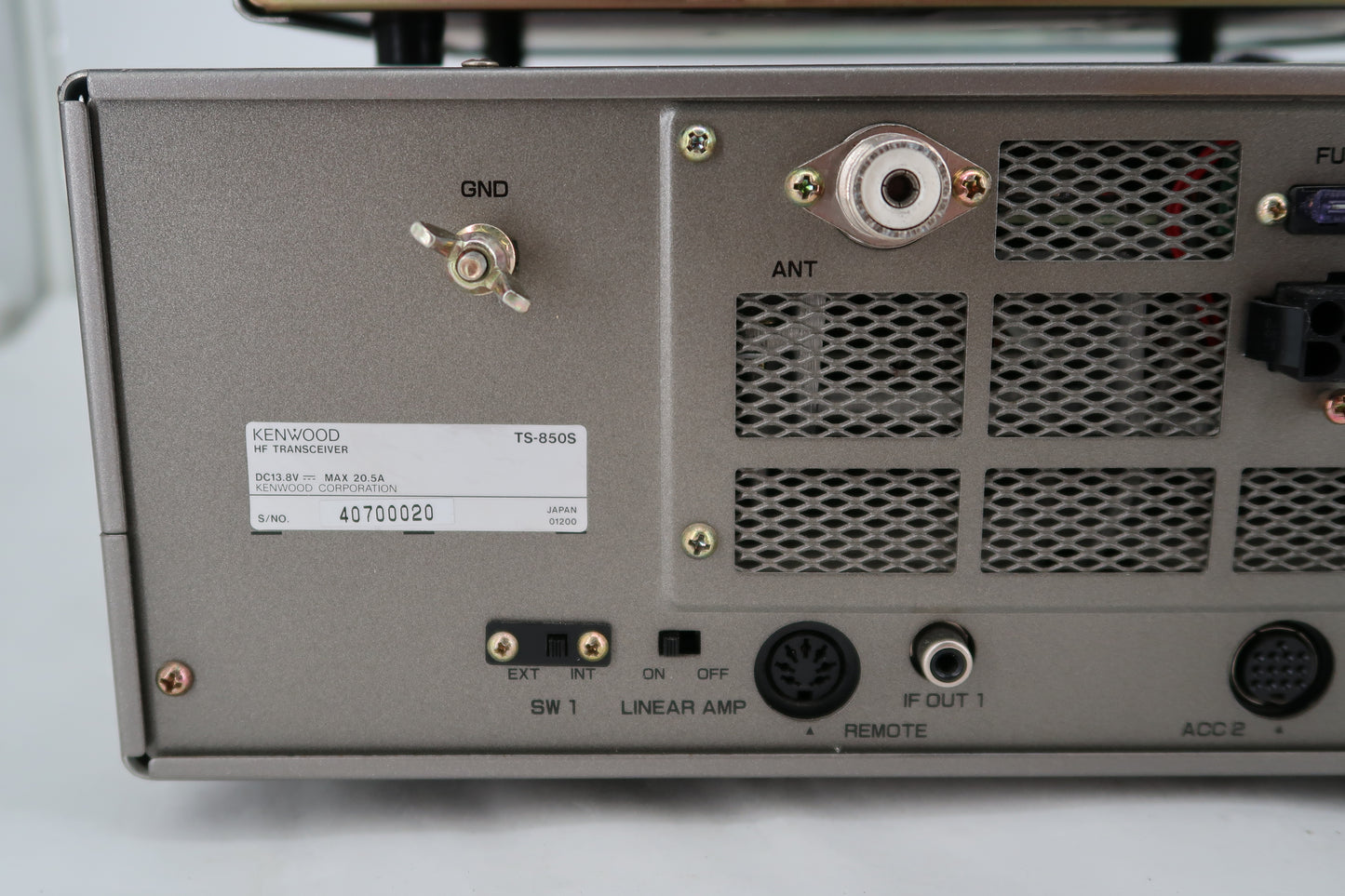U20037 Used Kenwood TS-850S HF Transceiver w/filters & Kenwood DSP-100