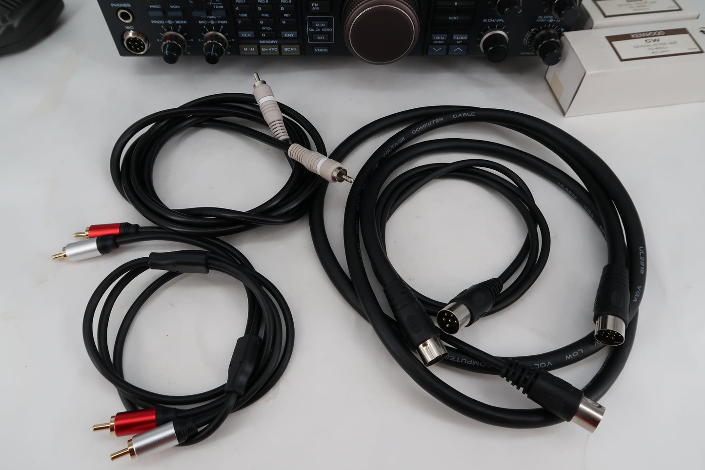 U20037 Used Kenwood TS-850S HF Transceiver w/filters & Kenwood DSP-100