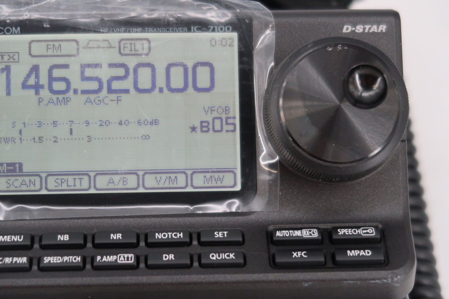 U20040 Icom IC-7100 HF/VHF/UHF D-STAR All-Mode Transceiver