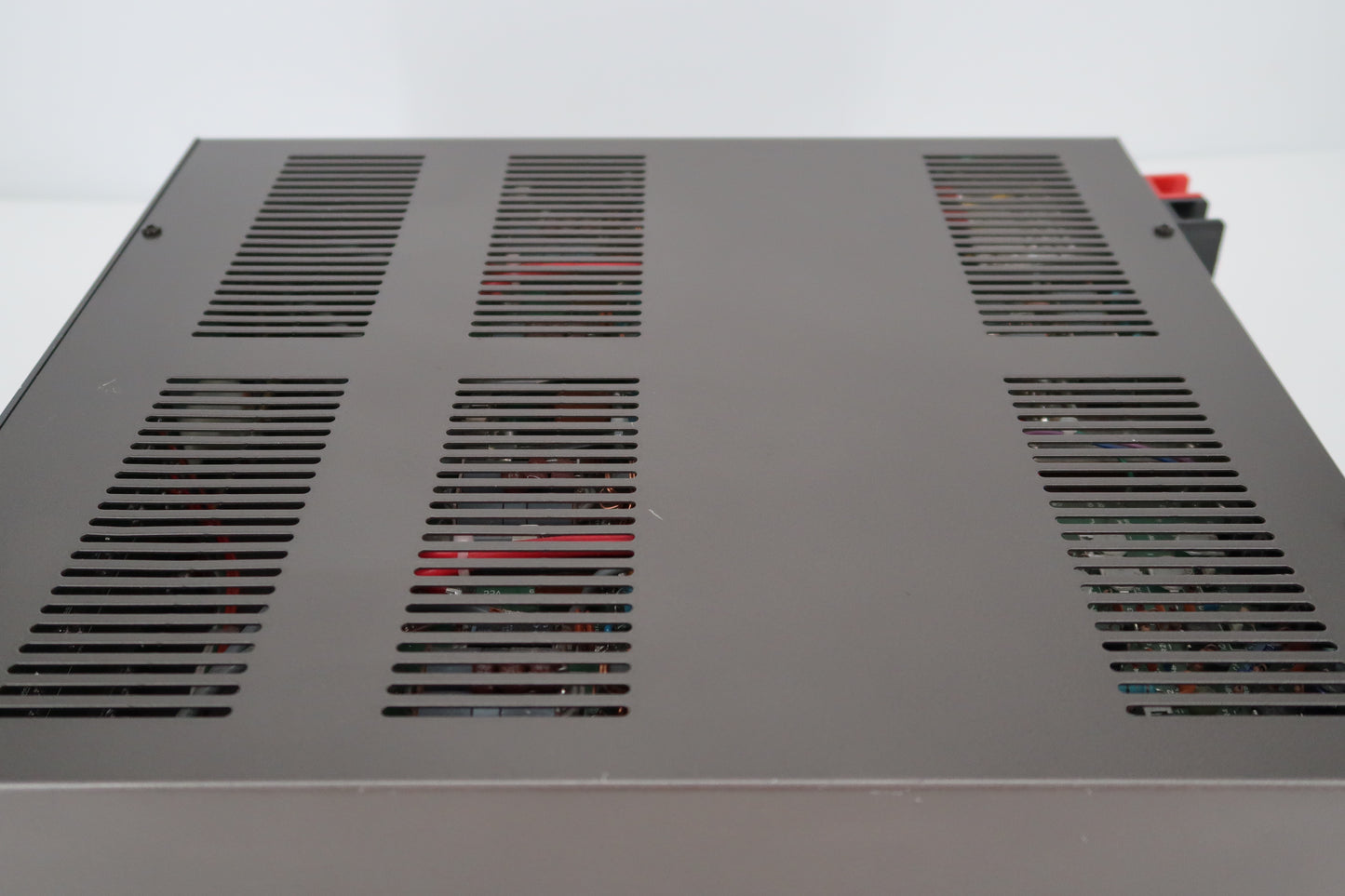 U20041 Used Tokyo Hy-Power HL-700B Solid State HF Linear Amplifier