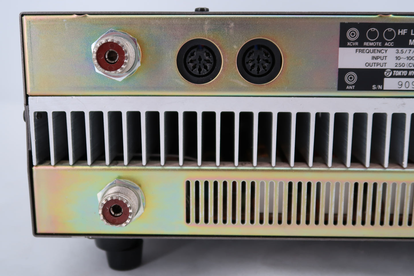 U20041 Used Tokyo Hy-Power HL-700B Solid State HF Linear Amplifier