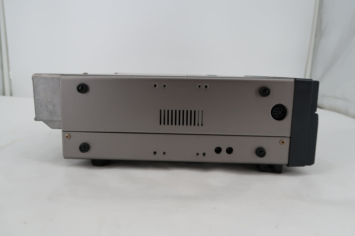 U20043 AS-IS Kenwood TS-690S All Mode Multi Bander HF/50 MHz Transceiver ?  M.CH/VFO CH Knob Broken