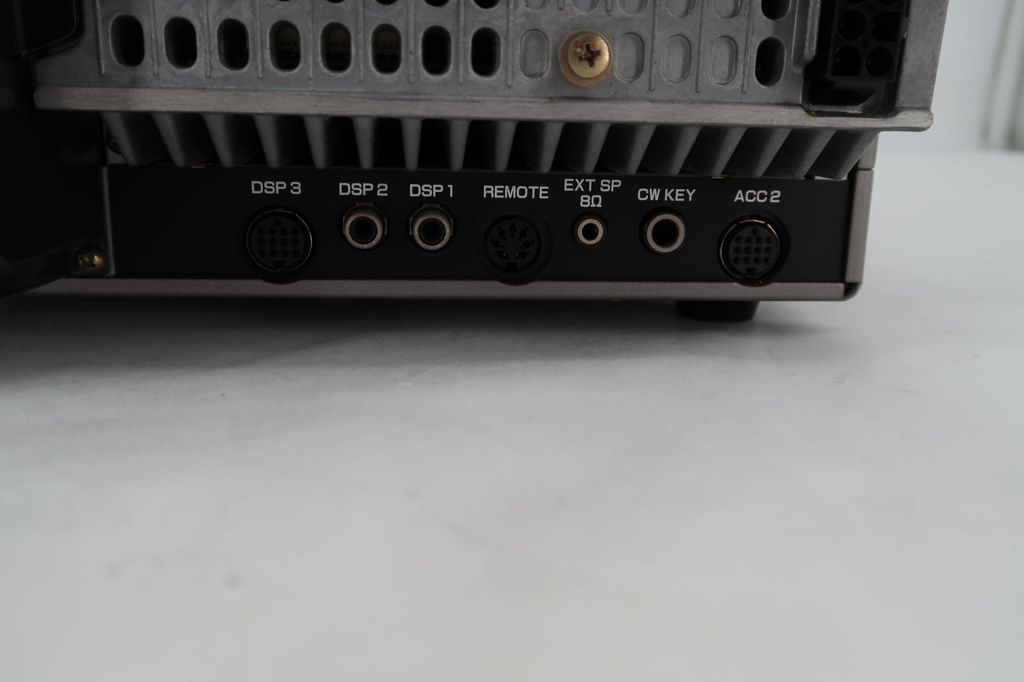 U20043 AS-IS Kenwood TS-690S All Mode Multi Bander HF/50 MHz Transceiver ?  M.CH/VFO CH Knob Broken